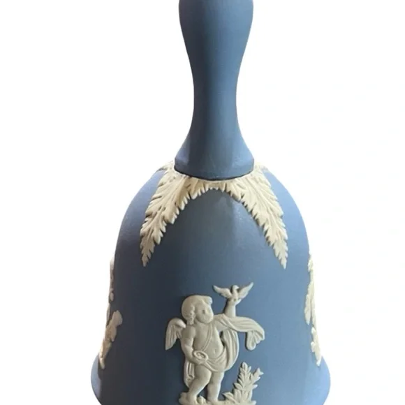 Vintage Wedgwood Classic Blue and Cream Bell - Picture 1 of 4